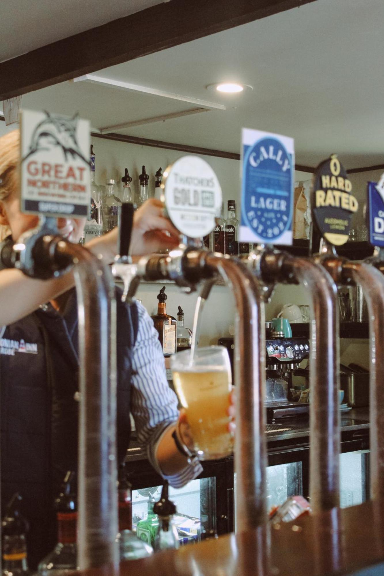 Caledonian Inn Роуб Екстериор снимка